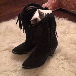 Dingo fringe cowboy boots size 8